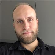 Docente di Matematica e Fisica impartisce ripetizioni per studenti di scuola superiore o medie